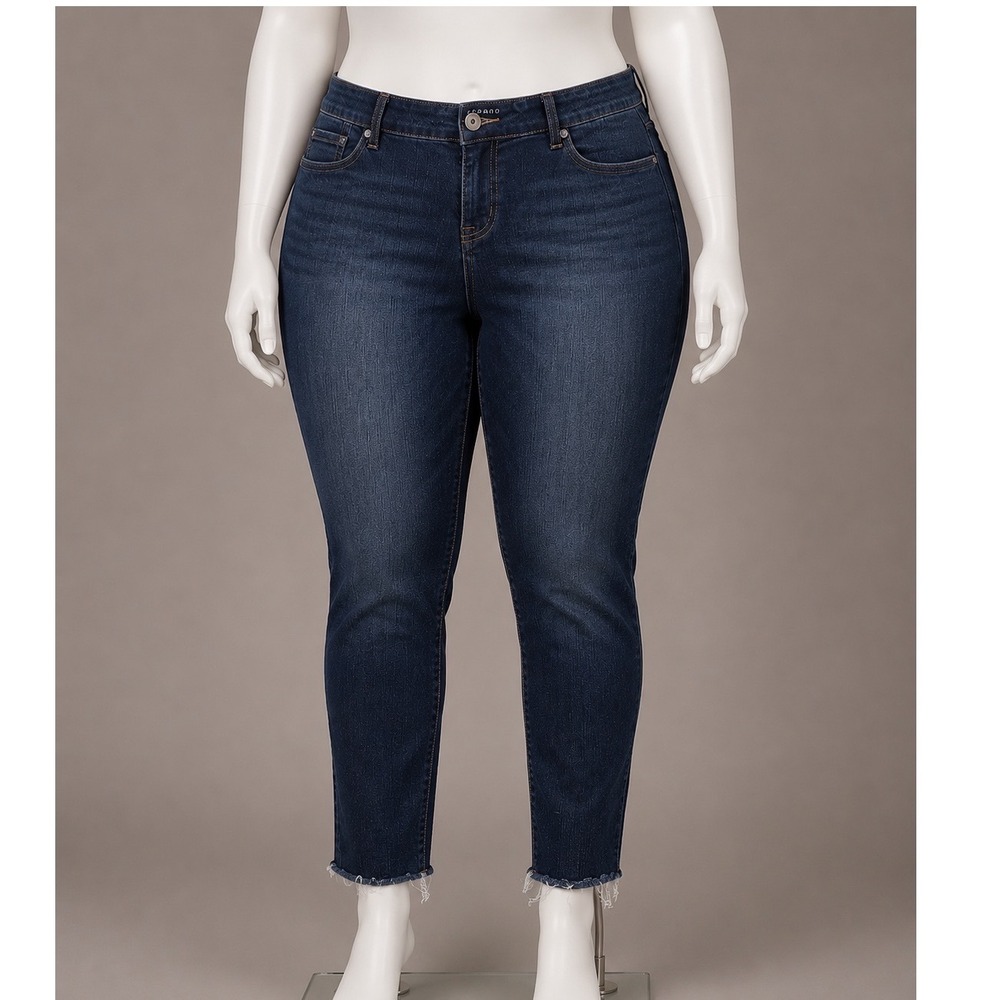 Torrid Premium Skinny Jeans Dark Wash‎ Raw Hem Stretch Denim Size 12R